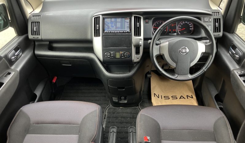 2009 Nissan Serena Highway Star (24 Months 0% Interest Free Financing Approx. $180) full